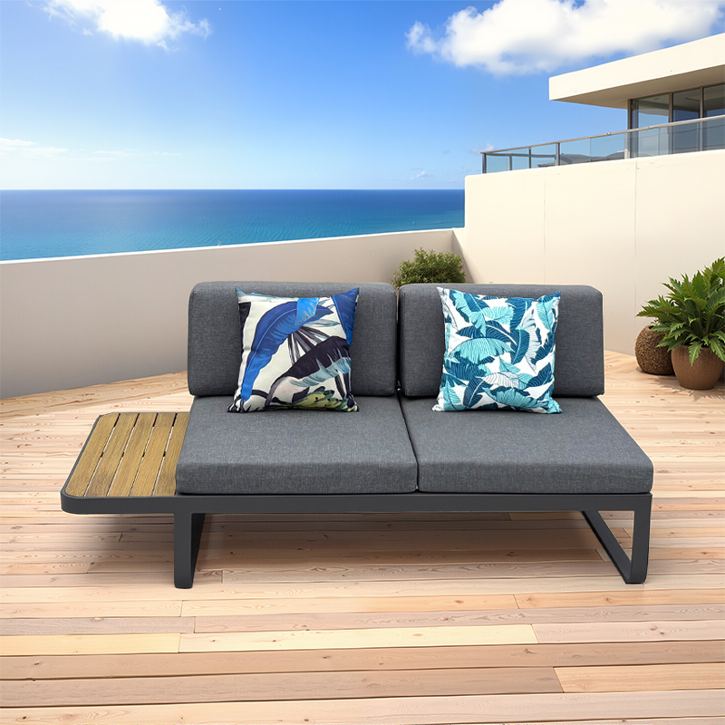 4 seater Aluminum Frame Sofa