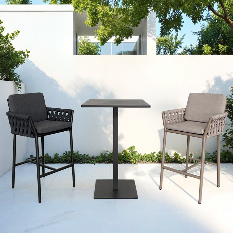 Outdoor high-legged bar chair
