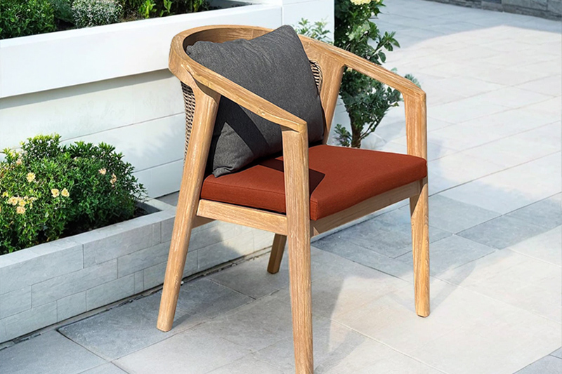 Teak comfortable garden table and chair sets