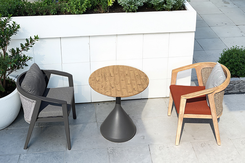 Teak comfortable garden table and chair sets
