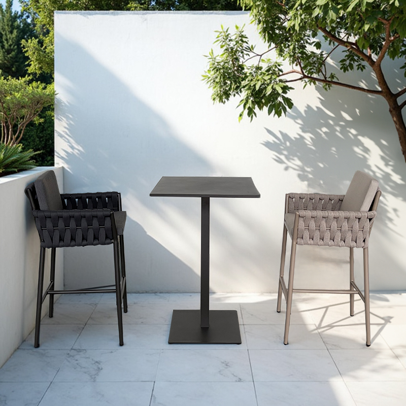 Outdoor high-legged bar chair
