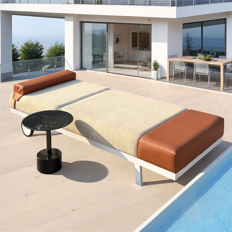 Outdoor aluminum sun lounger