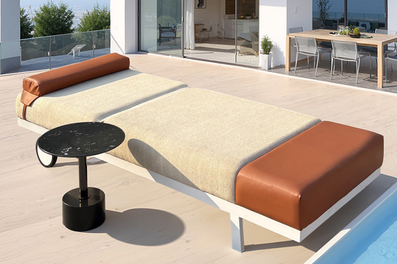 Outdoor aluminum sun lounger